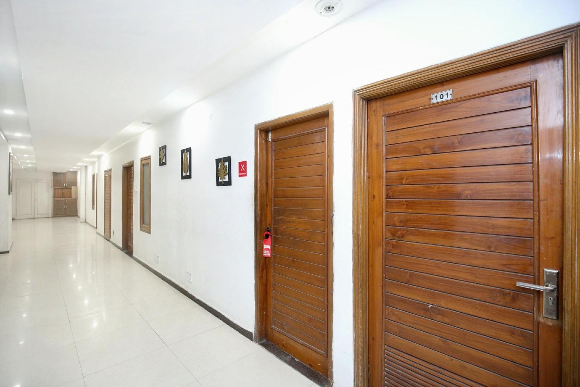Hotel O Queensland Amritsar Exterior photo