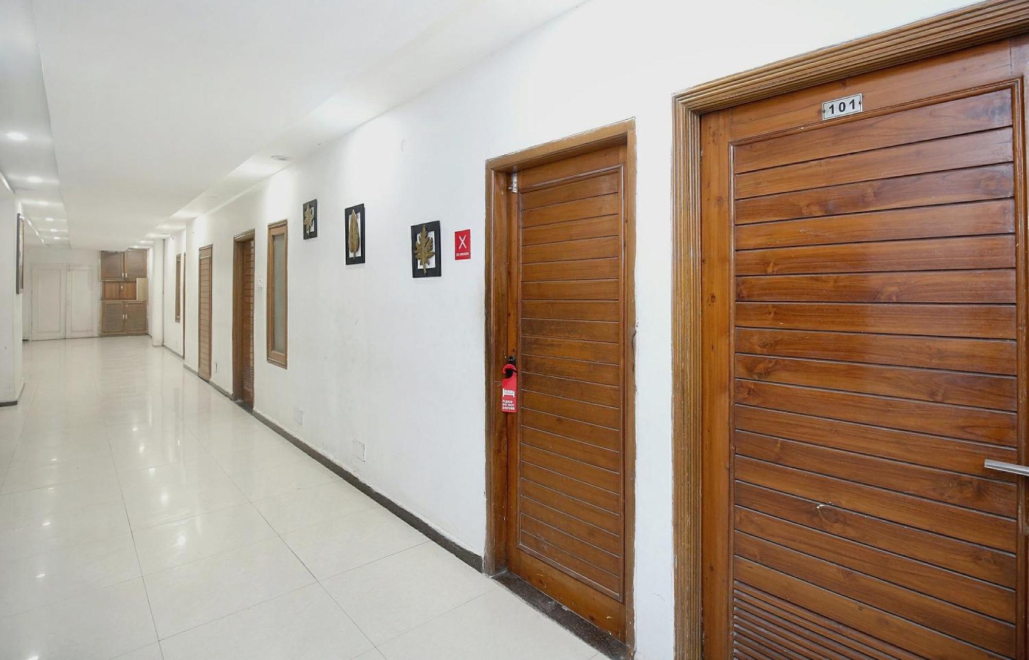 Hotel O Queensland Amritsar Exterior photo